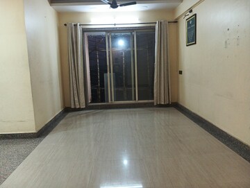 Room in 2 BHK Apartment at Siddhi Highland Park, Kolshet Road – for Sale