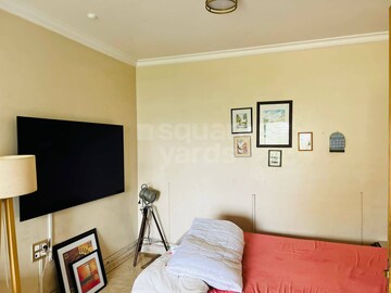 Bedroom in 3 BHK Apartment at Silver Springa Apartment, Bandra West – for Rent
