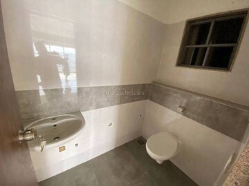  Office Space For Rent in Satellite