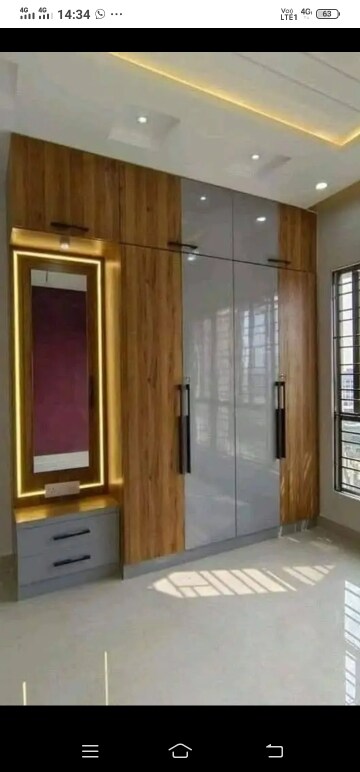 Room in 3 BHK Apartment at Mahagun Mywoods, Sector 16c Greater Noida – for Rent