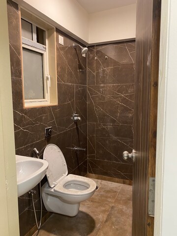 Furnished Amenities in 1 BHK Apartment at Gurukrupa Ugam, Ghatkopar East – for Rent