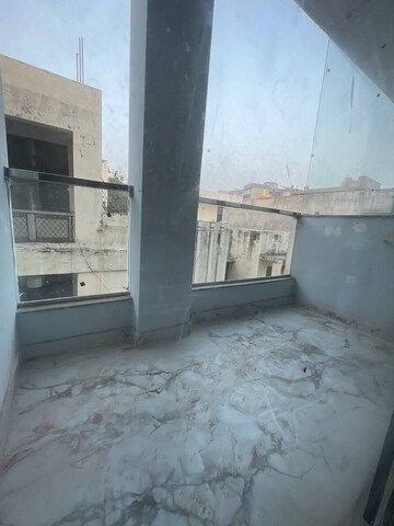 Kitchen in 1 BHK Builder Floor at Sector 56 – for Rent