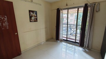 Room in 1 BHK Apartment at Naupada – for Rent