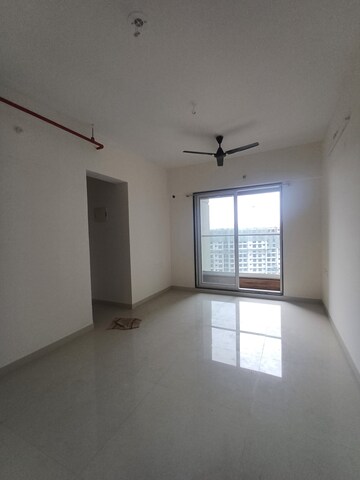 2 BHK Apartment For Rent in Ashar Axis, Majiwada