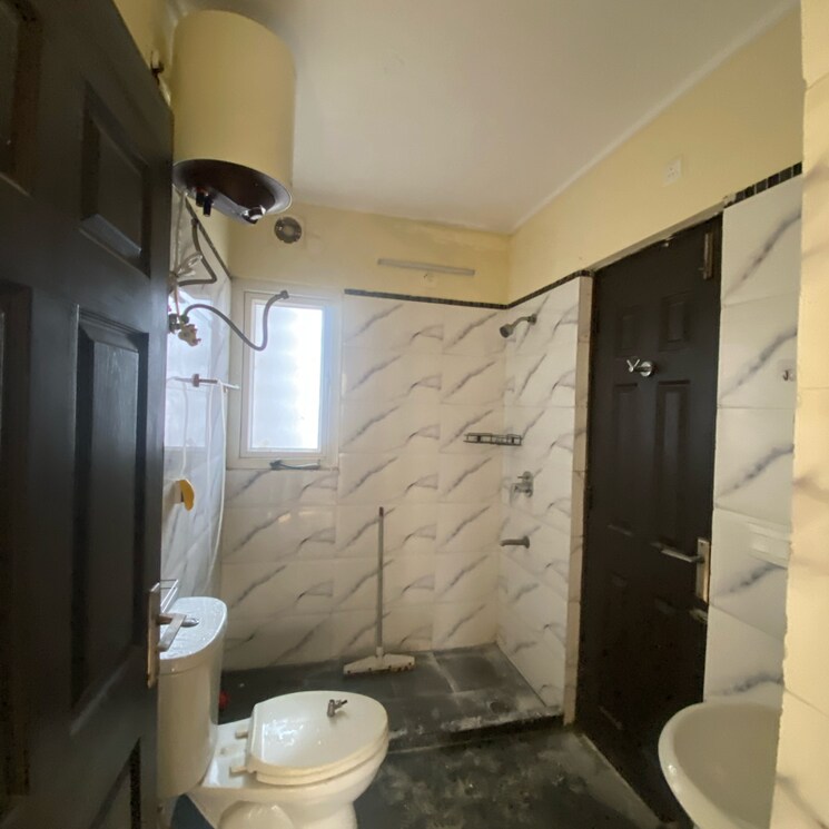 Bathroom, dasnac-the-jewel 3 Bedroom 1900 Sq.Ft. Apartment In Sector 75 Noida 8081230