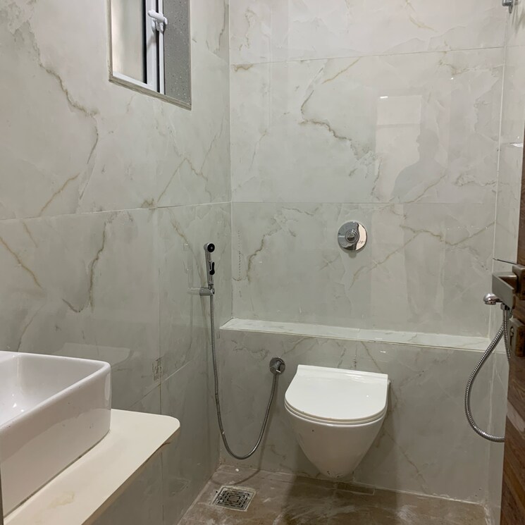 Bathroom, poppy-chs 2 Bedroom 642 Sq.Ft. Apartment In Saibaba Nagar Mumbai 8081258