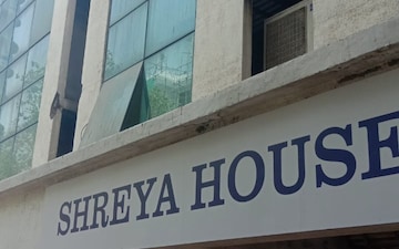 Office Space For Rent in Shreya House, Andheri East