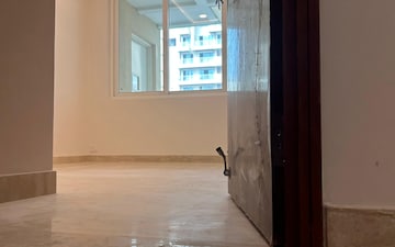Land For Rent in DLF Building 10, Dlf Phase ii