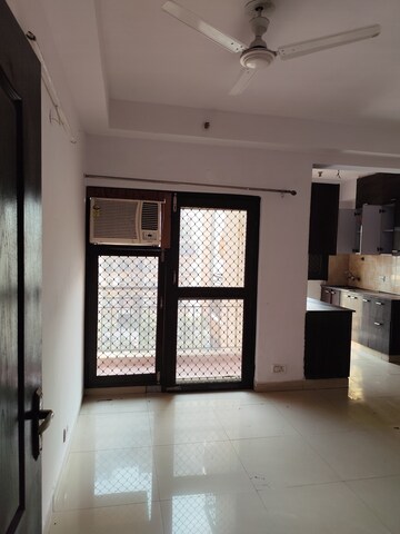 2.5 BHK Apartment For Rent in Aims Golf City, Sector 75