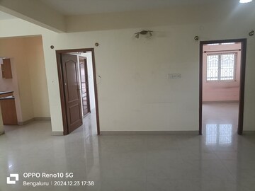 Room in 3 BHK Builder Floor at Hsr Layout – for Rent