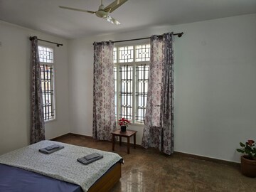 Room in 2 BHK Builder Floor at Hsr Layout – for Rent