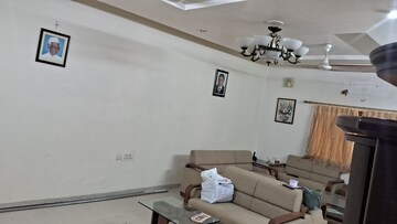 2 BHK Apartment For Rent in Navrangpura