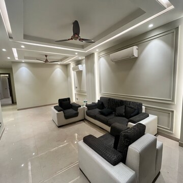 Team Area in 3 BHK Builder Floor at Ansal Sushant Lok I, Sector 43 – for Rent