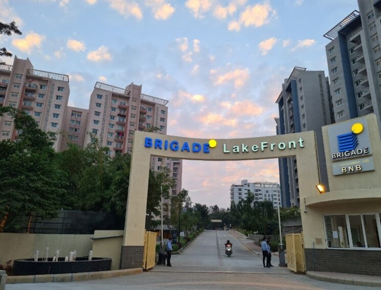 Exterior View, brigade-lakefront 4 Bedroom 3360 Sq.Ft. Apartment In Whitefield Bangalore 8081511
