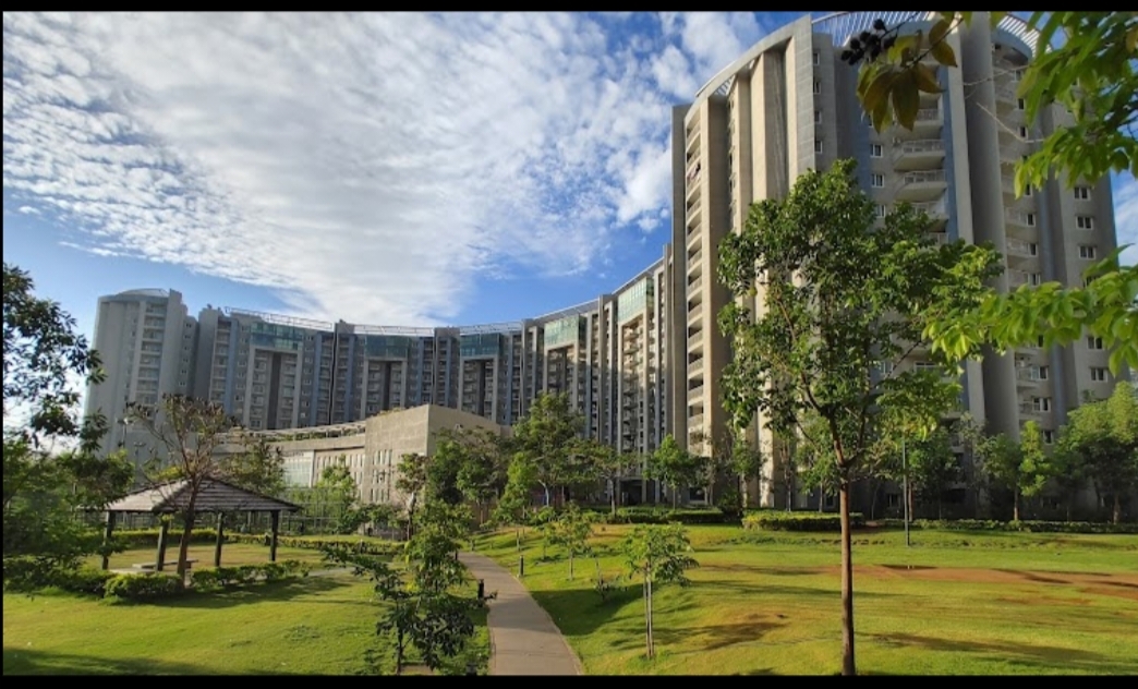 4 BHK + Servant Room 3360 Sq.Ft. Apartment in Brigade Lakefront