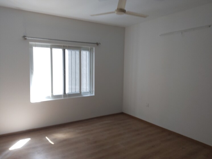 Room, brigade-lakefront 4 Bedroom 3360 Sq.Ft. Apartment In Whitefield Bangalore 8081511