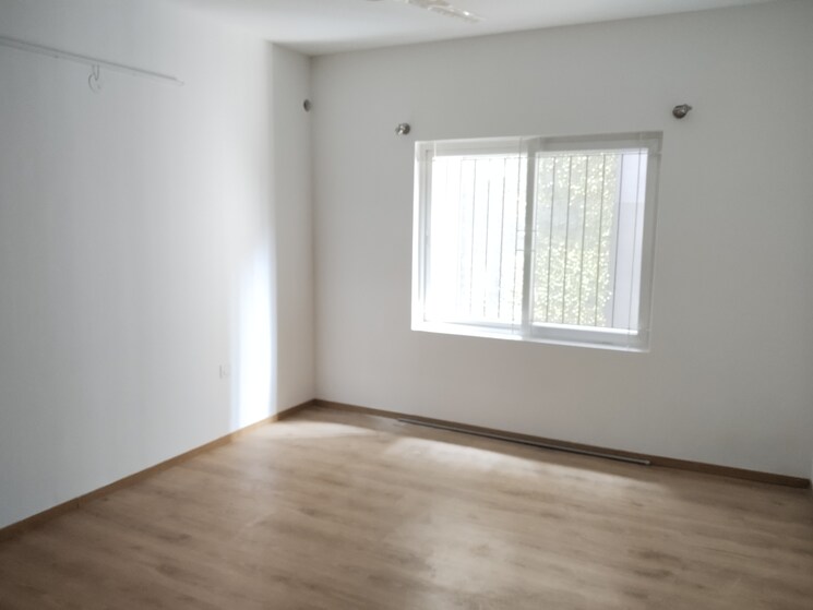 Room, brigade-lakefront 4 Bedroom 3360 Sq.Ft. Apartment In Whitefield Bangalore 8081511