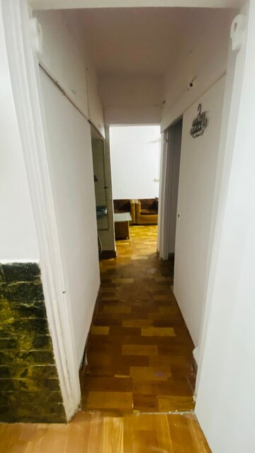  1 BHK Apartment at Andheri West – for Rent