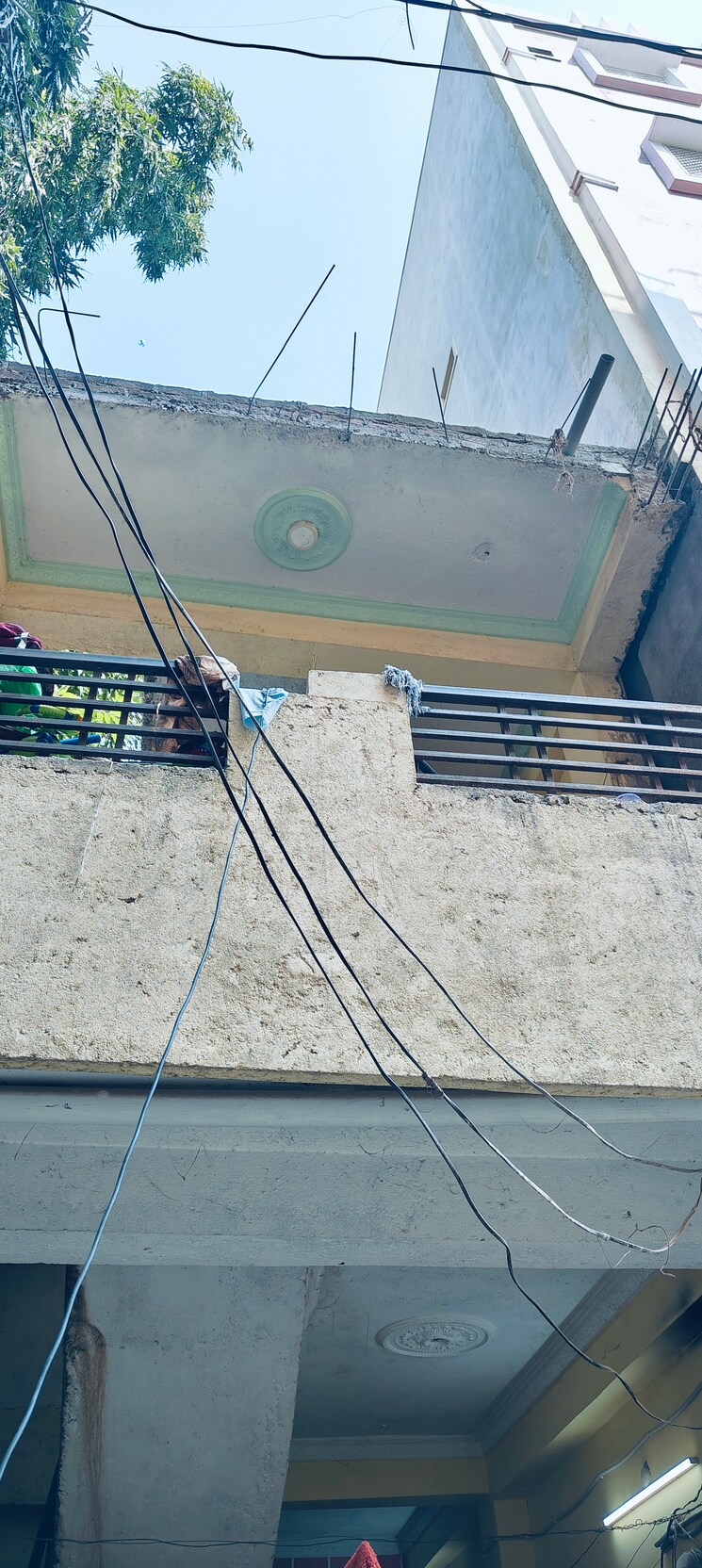 Balcony, borabanda 3 Bedroom 100 Sq.Yd. Independent House In Borabanda Hyderabad 8081598