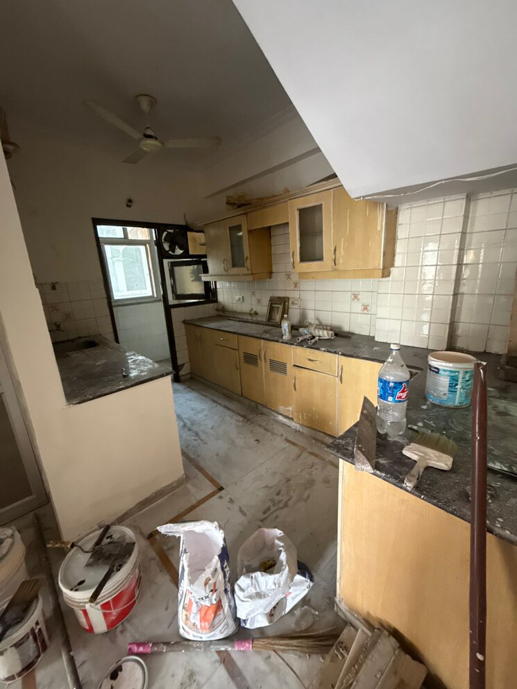 Master Bedroom, niho-saffron-scottish-garden 3.5 Bedroom 2000 Sq.Ft. Penthouse In Ahinsa Khand ii Ghaziabad 8081608