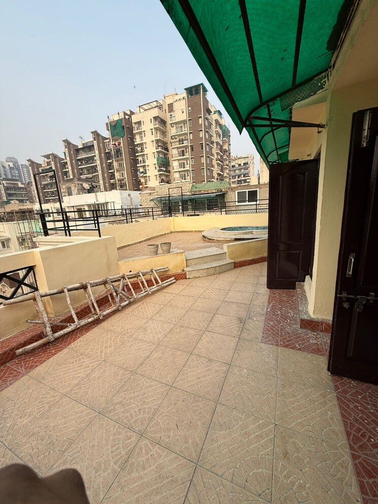 Exterior View, niho-saffron-scottish-garden 3.5 Bedroom 2000 Sq.Ft. Penthouse In Ahinsa Khand ii Ghaziabad 8081608