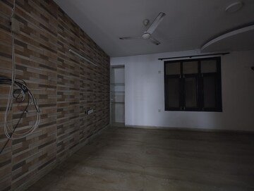 Room in 2 BHK Apartment at Jnc Princess Park, Ahinsa Khand ii – for Rent
