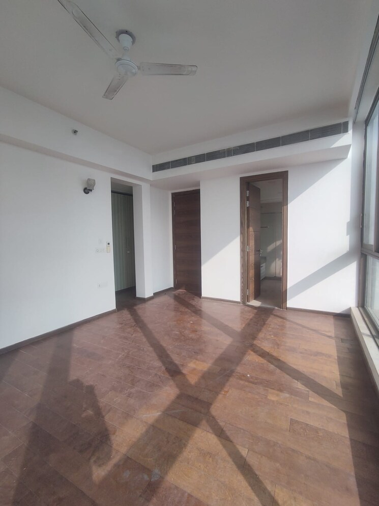 Room, m3m-golf-estate 3 Bedroom 3705 Sq.Ft. Apartment In Sector 65 Gurgaon 8081630