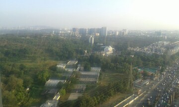Plot Area in 3 BHK Apartment at Lodha Fiorenza, Goregaon East – for Sale