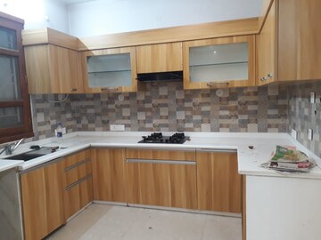Kitchen in 2 BHK Builder Floor at DLF Vibhuti Khand, Gomti Nagar – for Rent