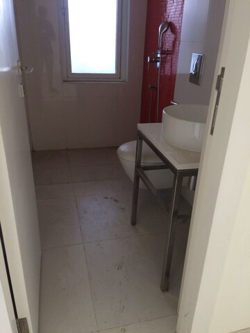 Bathroom in 3 BHK Apartment at Lodha Fiorenza, Goregaon East – for Sale