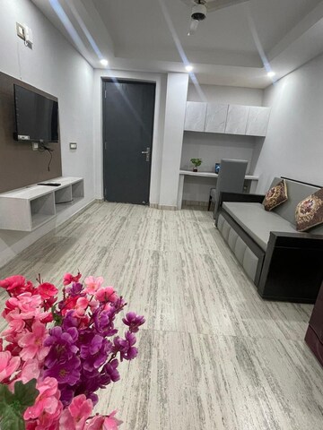 Bedroom in 1 BHK Builder Floor at Sector 56 – for Rent