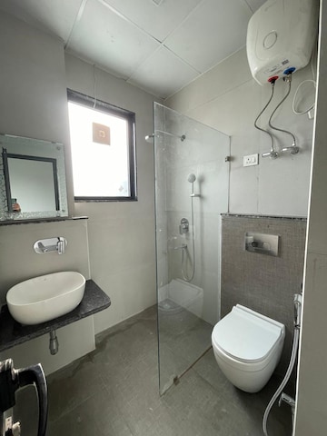 Bathroom in 1 BHK Builder Floor at Sector 30 – for Rent