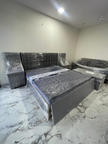 Bedroom in 1 BHK Builder Floor at Sector 30 – for Rent