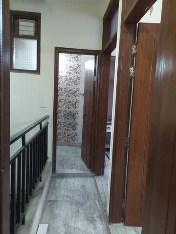  3 BHK Apartment at Govindpuri – for Rent