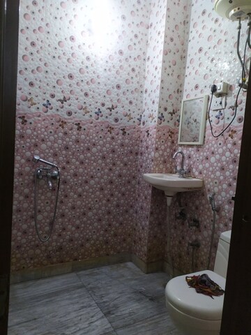 Bathroom in 3 BHK Apartment at Govindpuri – for Rent