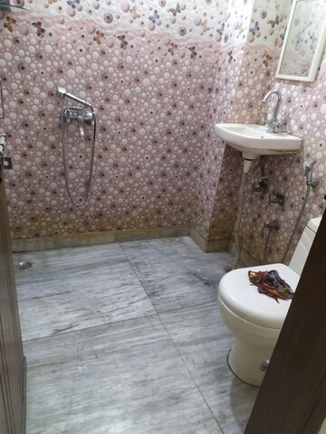 Attached Bathroom in 3 BHK Apartment at Govindpuri – for Rent