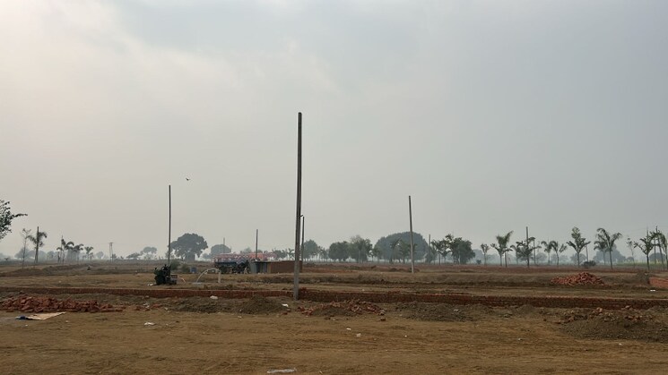 undefined, jewar  600 Sq.Yd. Plot In Jewar Greater Noida 8081831