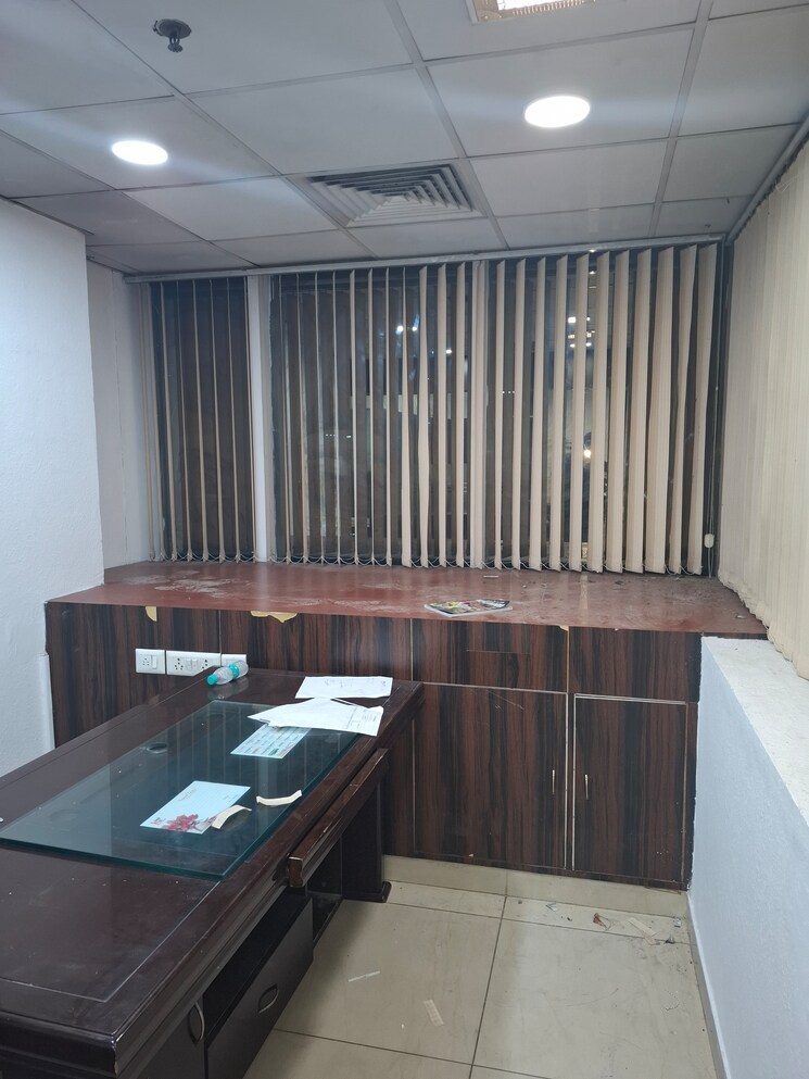 Floor Plan, netaji subhash place Commercial Office Space 287 Sq.Ft. In Netaji Subhash Place Delhi 8081850
