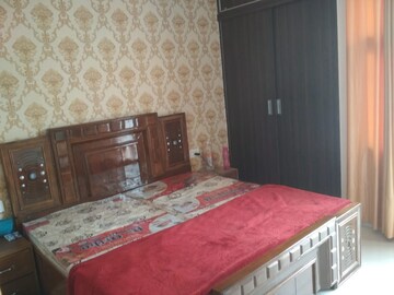 Bedroom in 3 BHK Apartment at Peer Mucchalla – for Rent