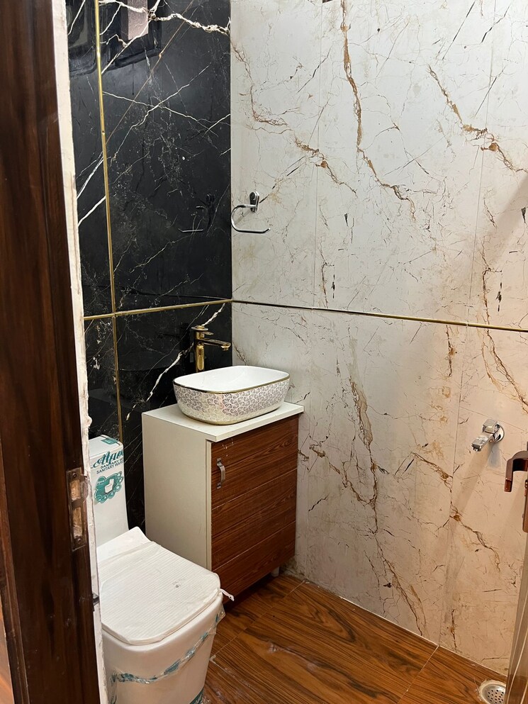 Bathroom, smart-lane 2 Bedroom 900 Sq.Ft. Builder Floor In Niti Khand Ghaziabad 8081899