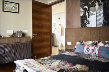 Bedroom in 4 BHK Apartment at M3M Polo Suites, Sector 65 – for Rent