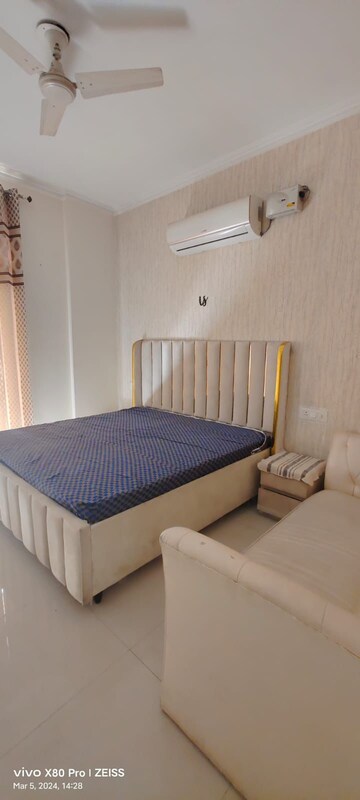 Bedroom in 3 BHK Apartment at Golden Sand Apartments, Dhakoli Village – for Rent