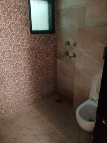 Bathroom in 2 BHK Builder Floor at Sector 25 – for Rent