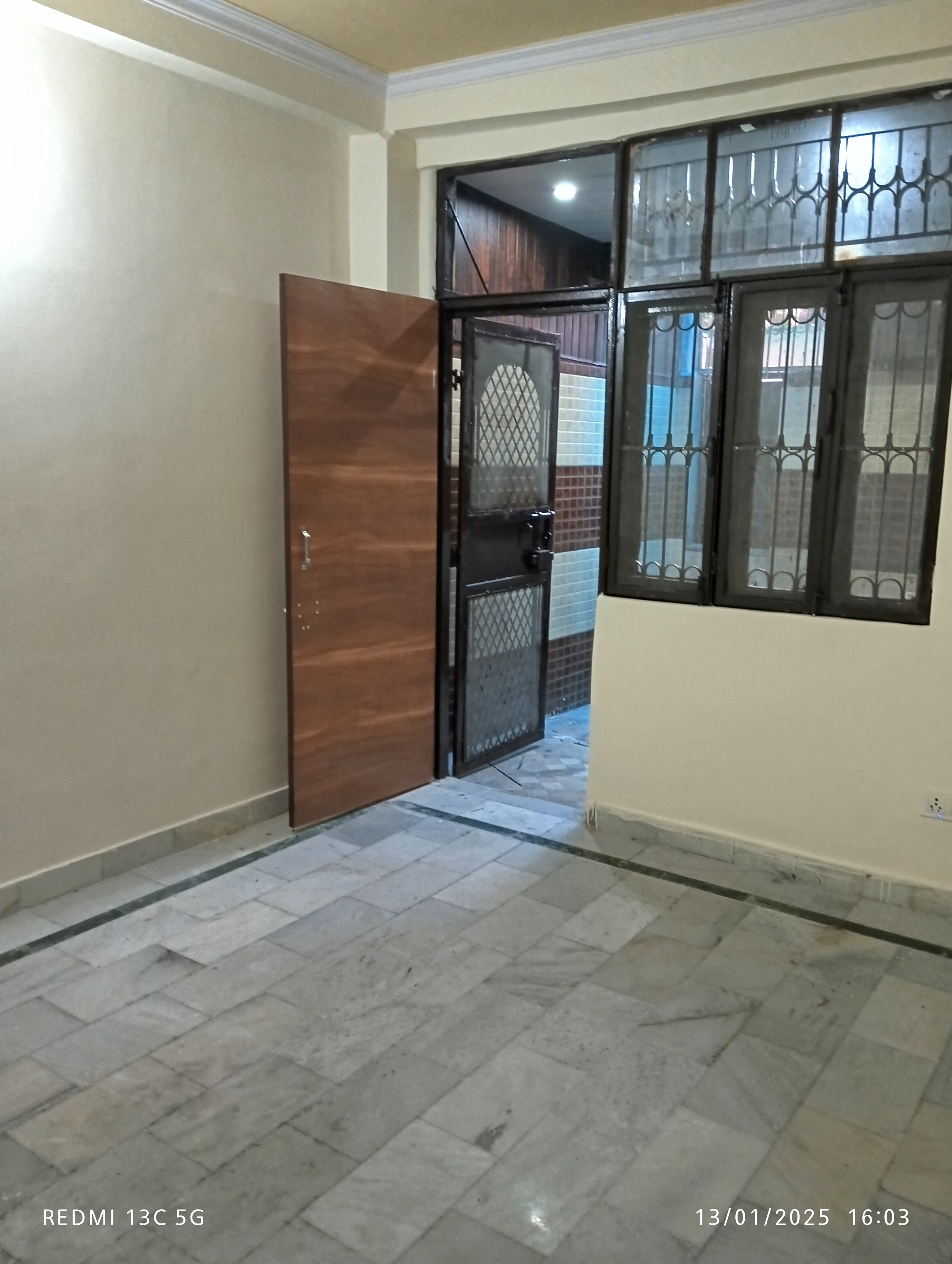 1.5 BHK + Extra Room Builder Floor For Sale in 8851918536