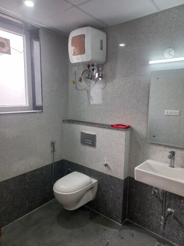 Bathroom in Studio Apartment at Sector 43 – for Rent
