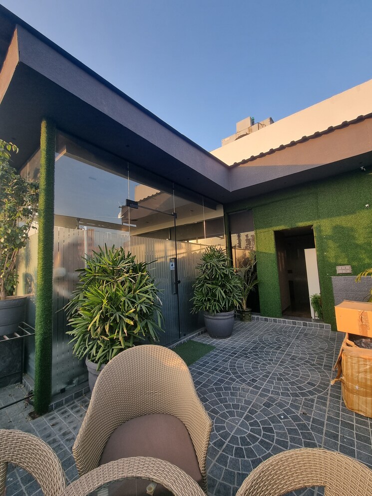 Exterior View, jmd-regent-plaza Commercial Office Space 2500 Sq.Ft. In Sector 24 Gurgaon 8082016