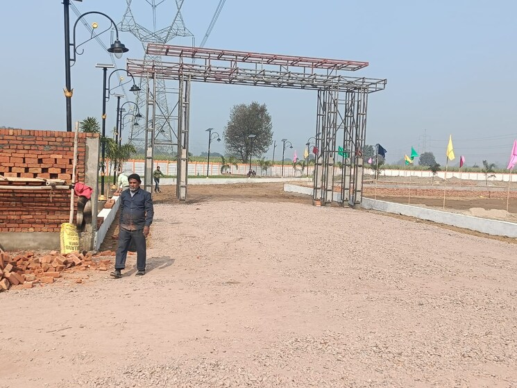 Exterior View, daurala  105 Sq.Yd. Plot In Daurala Meerut 8082030