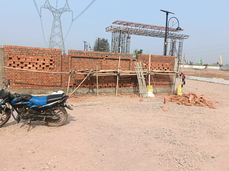 Exterior View, daurala  105 Sq.Yd. Plot In Daurala Meerut 8082030