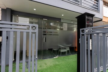 Building Lobby in Studio Apartment at Sector 42 – for Rent