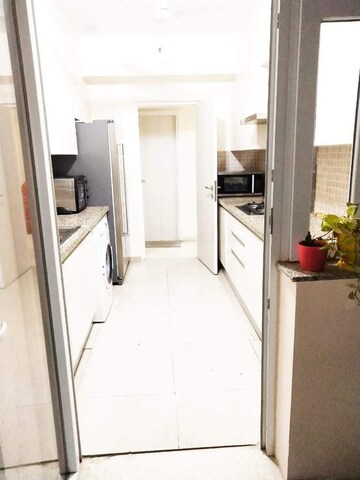 Building Lobby in 3 BHK Apartment at DLF The Skycourt, Sector 86 – for Rent